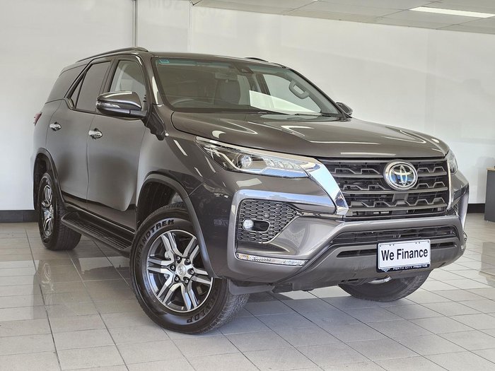 2024 Toyota Fortuner GXL GUN156R 4X4 Dual Range Graphite