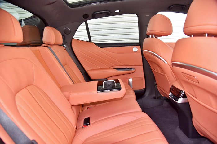 2025 Deepal E07 Performance