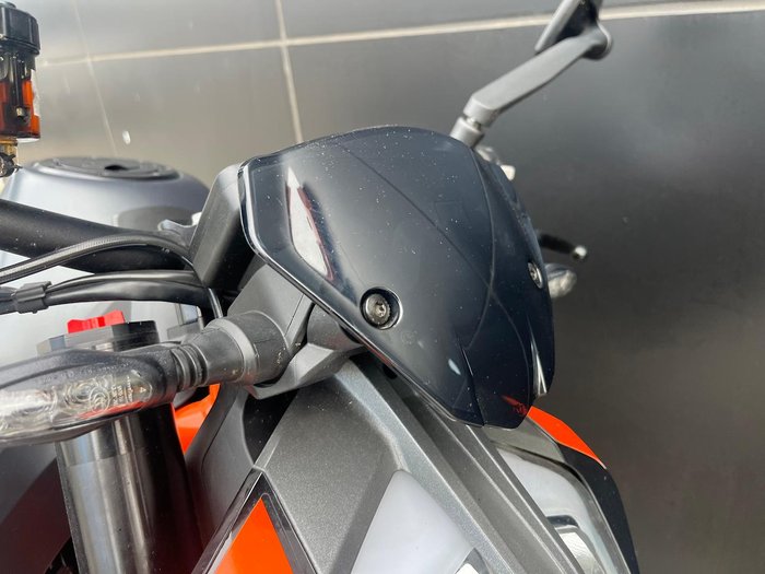 2021 KTM 890 Duke R Duke Orange