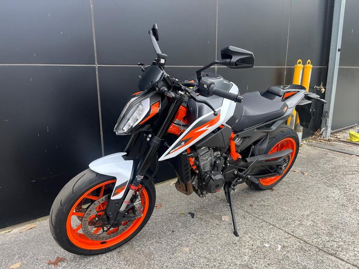 2021 KTM 890 Duke R Duke Orange