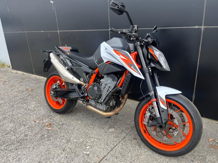 2021 KTM 890 Duke R Duke Orange