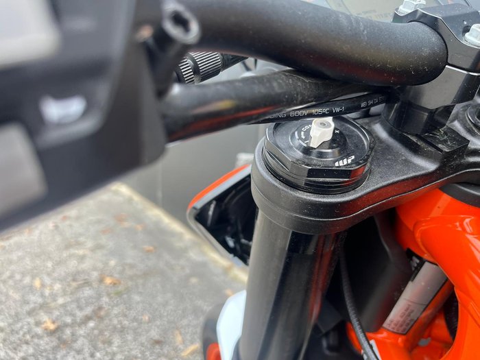 2021 KTM 890 Duke R Duke Orange