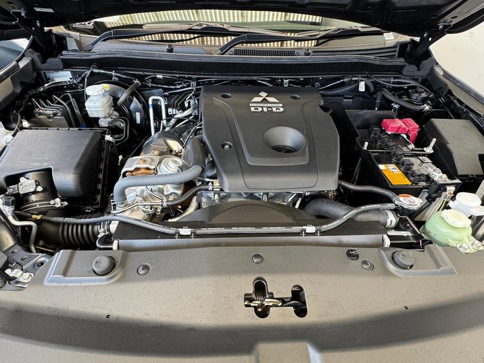 2024 Mitsubishi Pajero Sport GSR