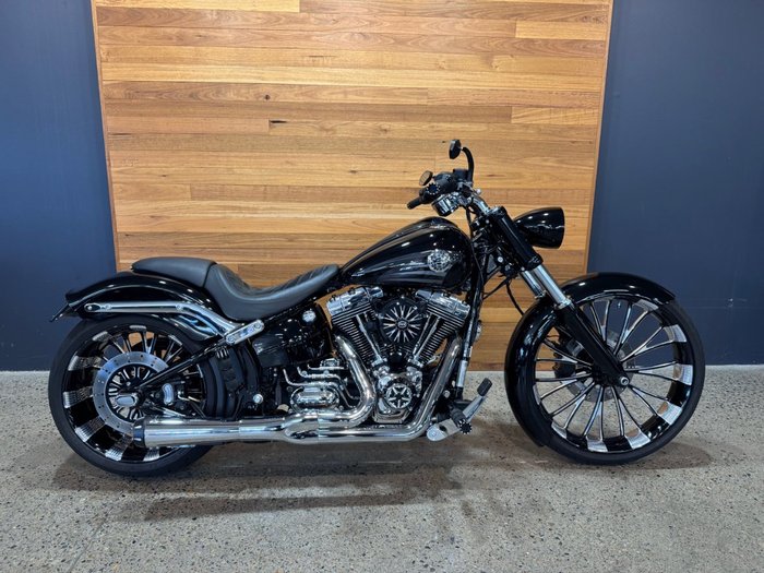 2016 Harley-davidson FXSB SOFTAIL BREAKOUT Black