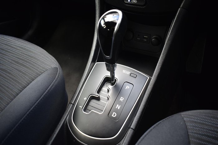 2018 Hyundai Accent Sport RB6 MY19 Chalk White