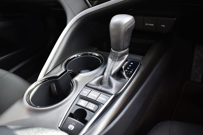 2024 Toyota Camry Ascent AXVH70R Glacier White
