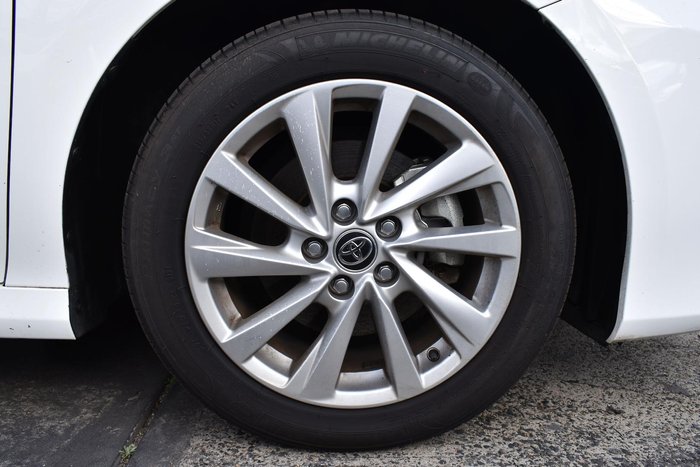 2024 Toyota Camry Ascent AXVH70R Glacier White