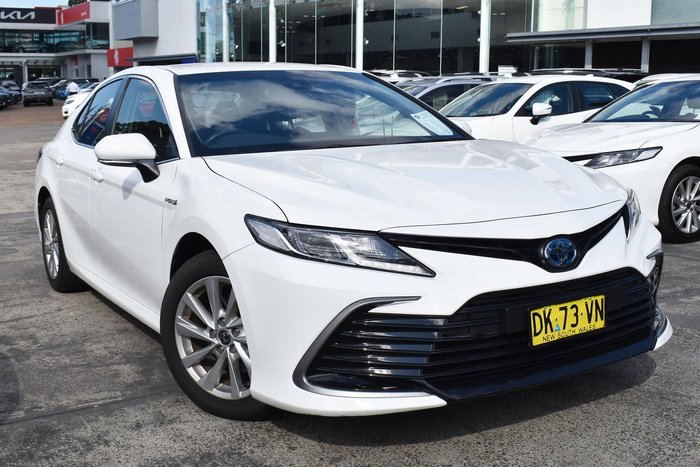 2024 Toyota Camry Ascent AXVH70R Glacier White