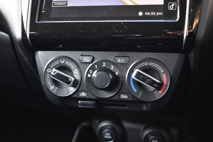 2023 Suzuki Swift GL AZ Series II Pure White