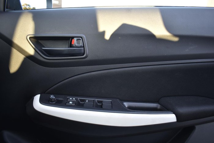2023 Suzuki Swift GL AZ Series II Pure White
