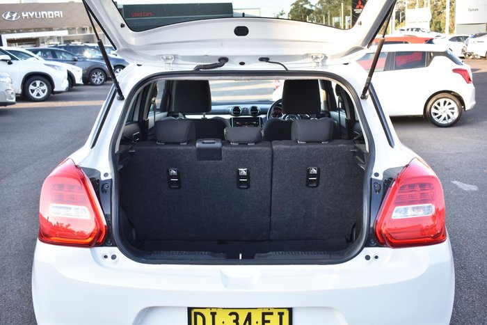 2023 Suzuki Swift GL AZ Series II Pure White