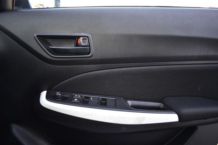 2023 Suzuki Swift GL AZ Series II Pure White