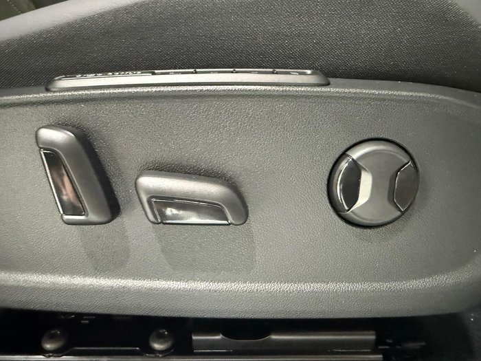 2025 Volkswagen ID.5 Pro