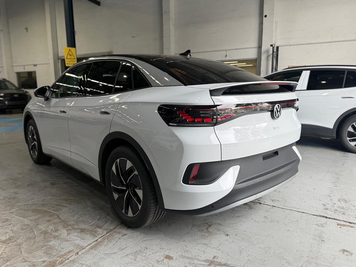 2025 Volkswagen ID.5 Pro