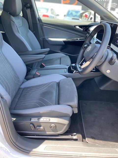 2025 Volkswagen ID.5 Pro