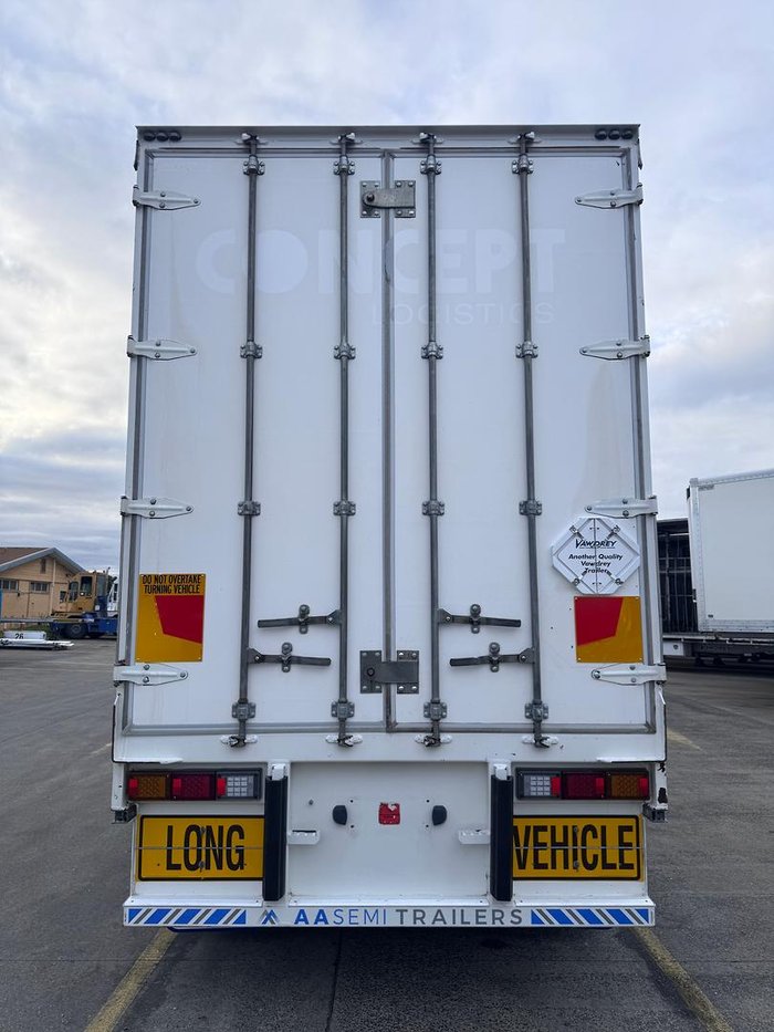 2018 Vawdrey 36 Pallet Sd B Double Fork Lift Floor, Rear Doors