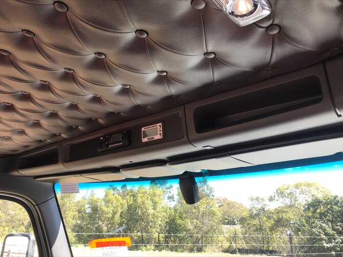 2025 Kenworth T410 Series SAR