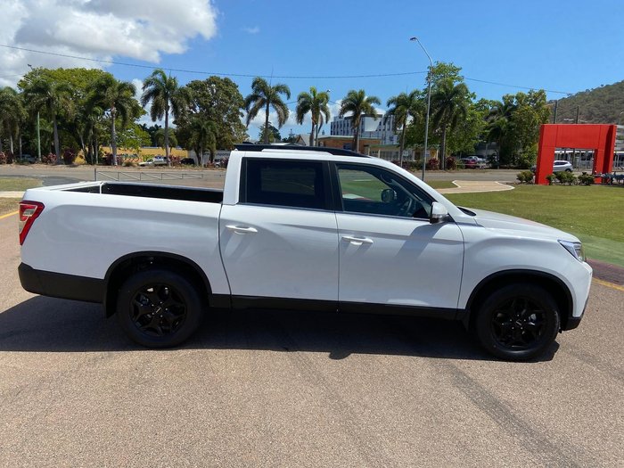 2025 KGM Musso Advance Q261 MY26 4X4 Dual Range Pearl White