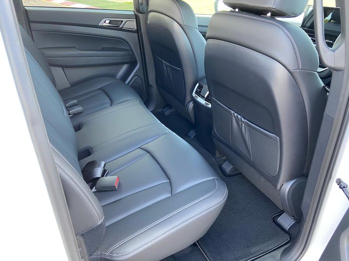 2025 KGM Musso Advance Q261 MY26 4X4 Dual Range Pearl White