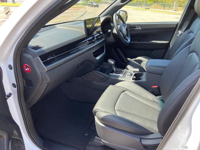 2025 KGM Musso Advance Q261 MY26 4X4 Dual Range Pearl White