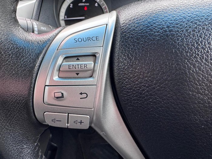 2016 Nissan Navara ST D23 4x2 Polar White