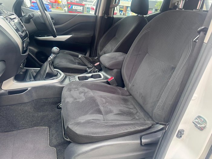 2016 Nissan Navara ST D23 4x2 Polar White
