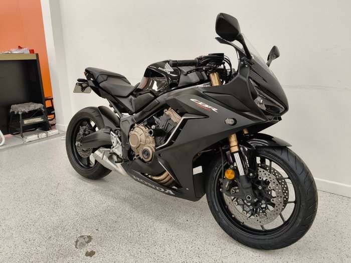 2021 Honda CBR650R Black