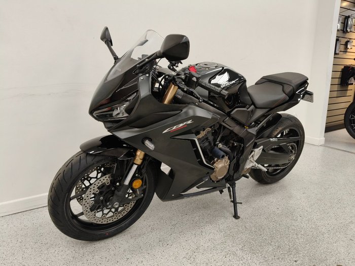 2021 Honda CBR650R Black