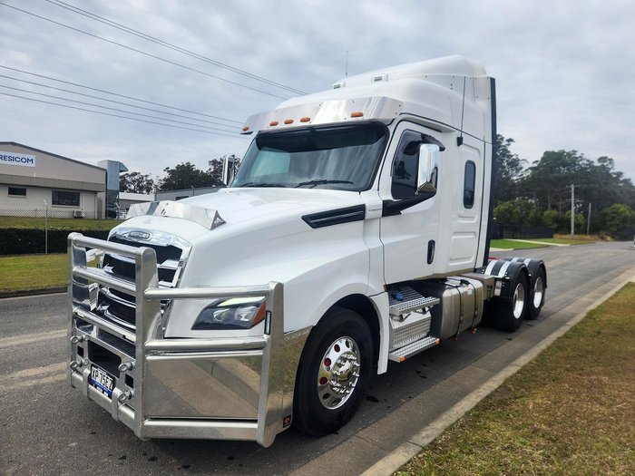 2024 Freightliner Cascadia 126