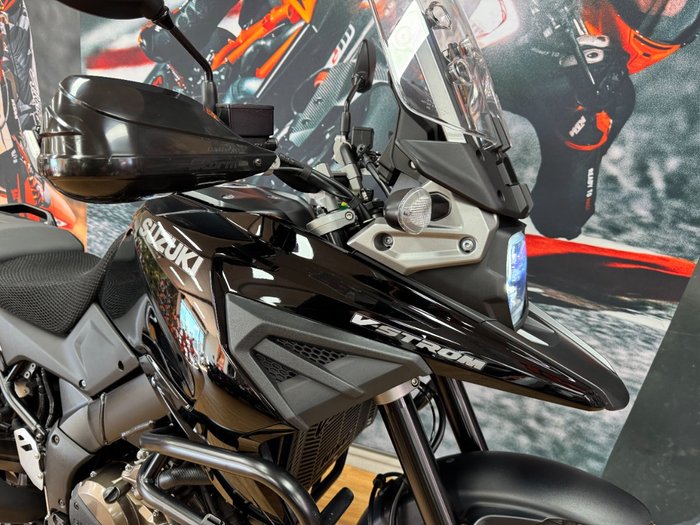 2020 Suzuki V-STROM 1050XT (DL1050RC) Black