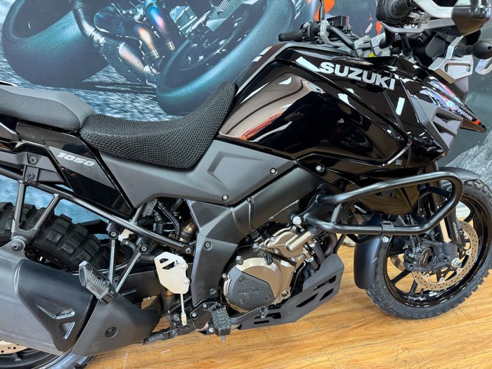 2020 Suzuki V-STROM 1050XT (DL1050RC) Black