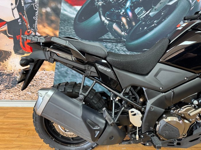 2020 Suzuki V-STROM 1050XT (DL1050RC) Black