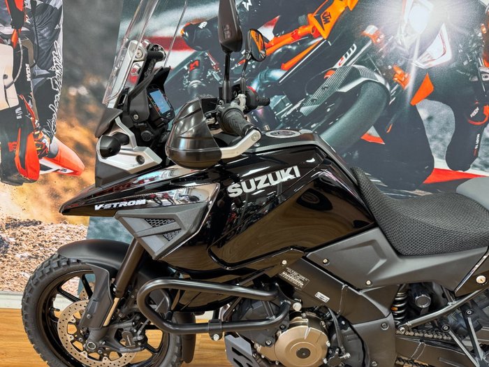 2020 Suzuki V-STROM 1050XT (DL1050RC) Black