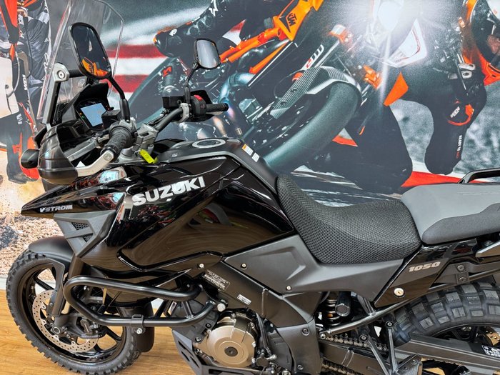 2020 Suzuki V-STROM 1050XT (DL1050RC) Black