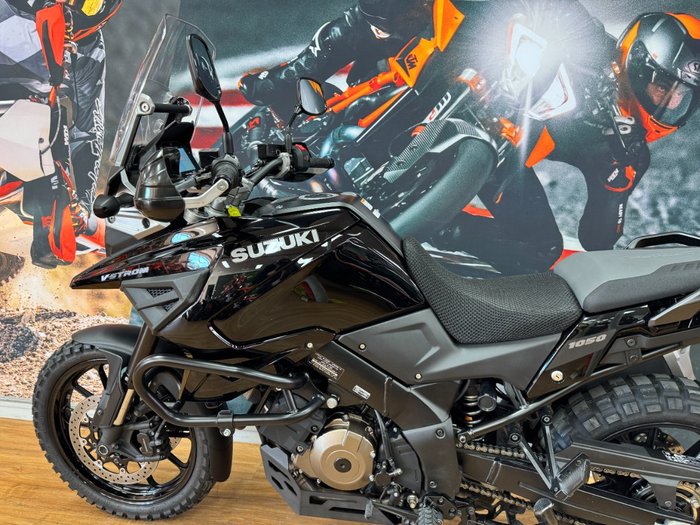 2020 Suzuki V-STROM 1050XT (DL1050RC) Black