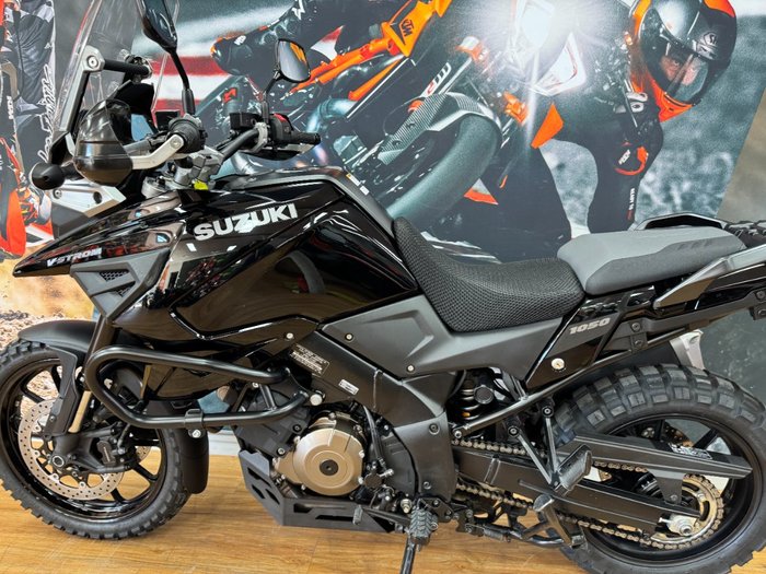 2020 Suzuki V-STROM 1050XT (DL1050RC) Black