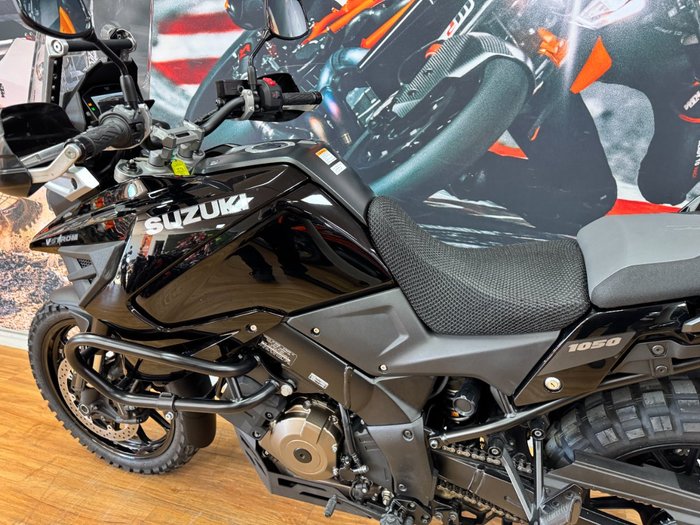 2020 Suzuki V-STROM 1050XT (DL1050RC) Black