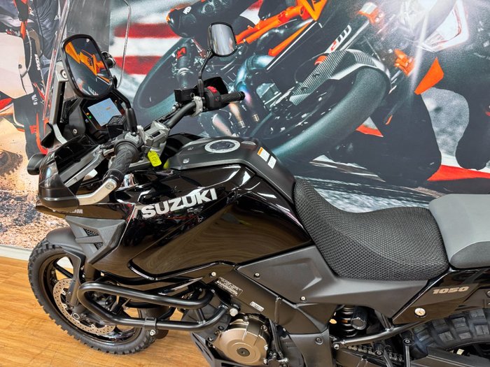 2020 Suzuki V-STROM 1050XT (DL1050RC) Black