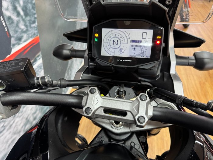 2020 Suzuki V-STROM 1050XT (DL1050RC) Black