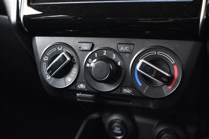 2023 Suzuki Swift GL AZ Series II Pure White