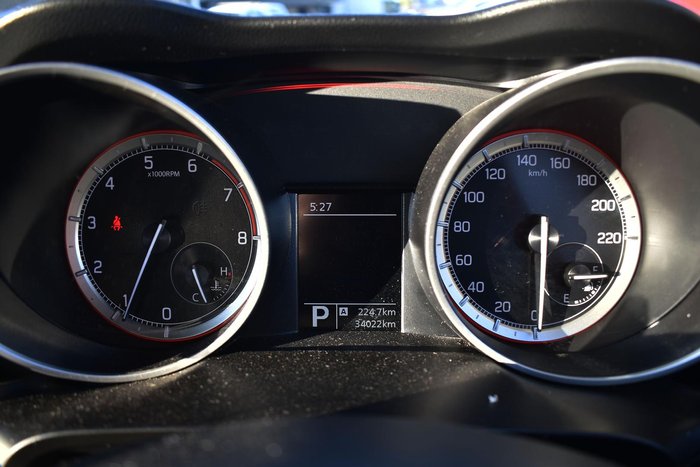 2023 Suzuki Swift GL AZ Series II Pure White