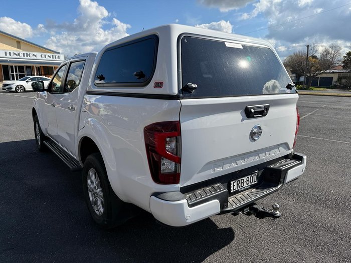 2021 Nissan Navara ST