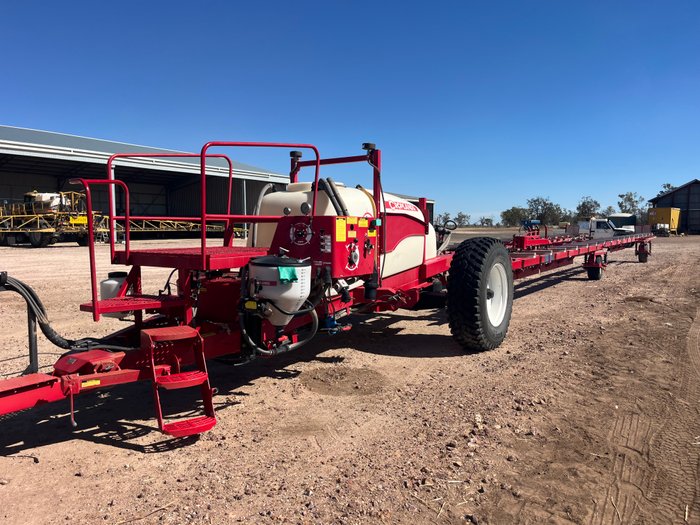 2015 CROPLANDS BT4000/36TR