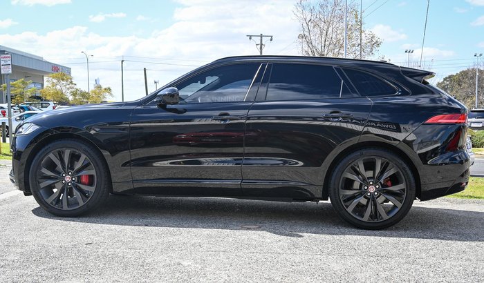 2016 Jaguar F-PACE 30d First Edition