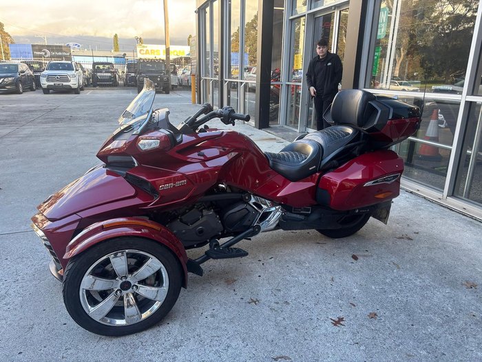 2016 Can-Am Spyder F3 LTD SE6 Spyder F3 Red