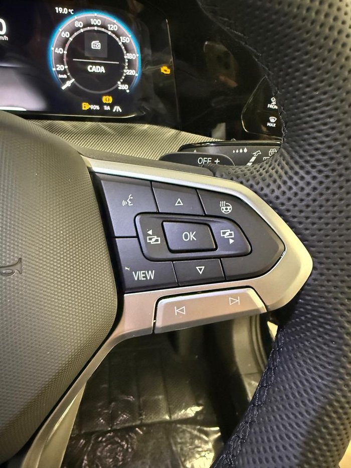 2025 Volkswagen Golf 110TSI R-Line