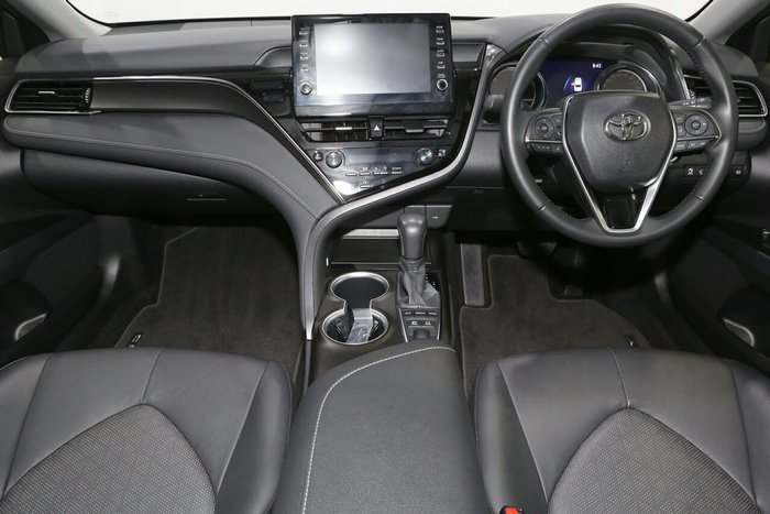 2023 Toyota Camry SX