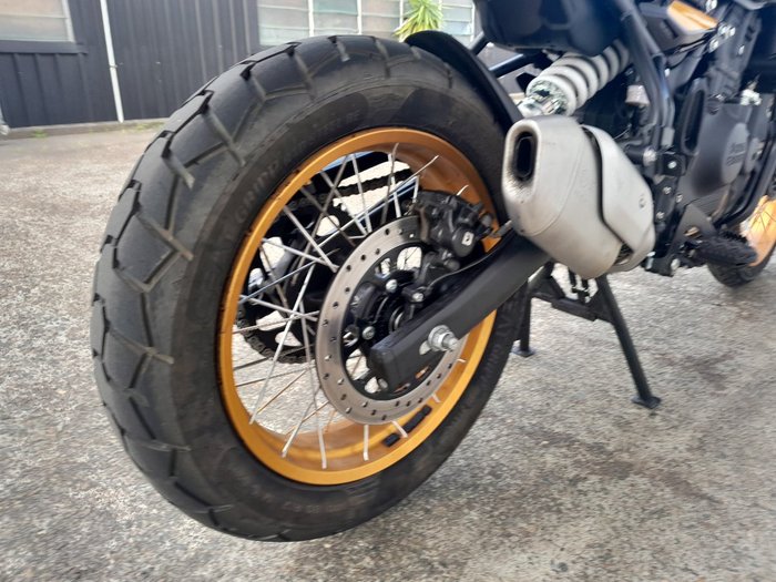 2025 Royal Enfield HIMALAYAN 450 Black