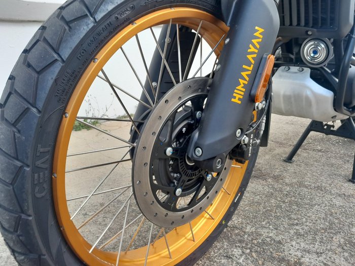 2025 Royal Enfield HIMALAYAN 450 Black
