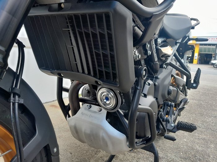 2025 Royal Enfield HIMALAYAN 450 Black